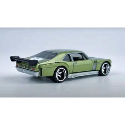 Hot Wheels Premium Boulevard CUSTOM ’70 CHEVY NOVA