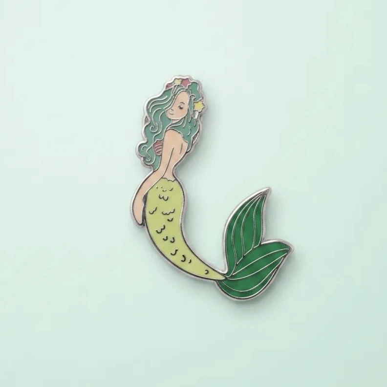 Deniz Kızı Figürü Pin