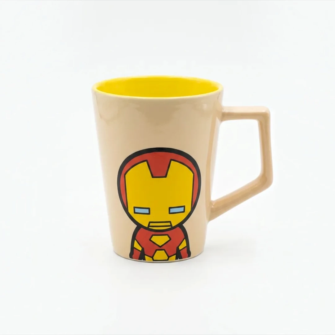 Iron Man Yüzlü Porselen Kupa 