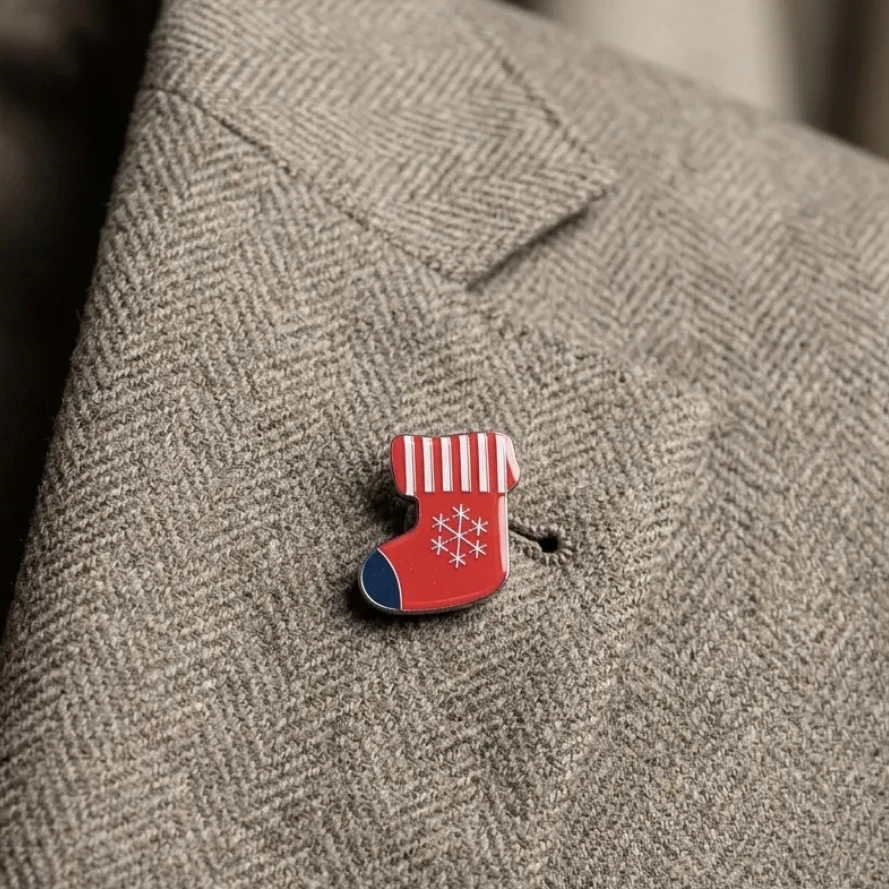 Kırmızı Yılbaşı Çorabı Pin