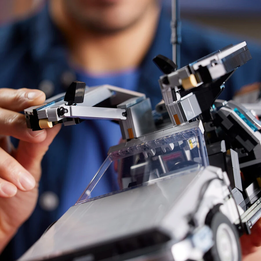 10300 LEGO Icons Geleceğe Dönüş Zaman Makinesi
