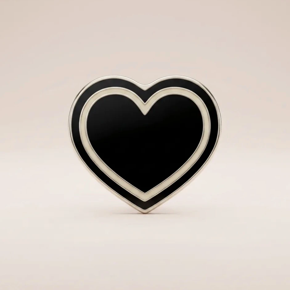 Siyah Kalp Pin