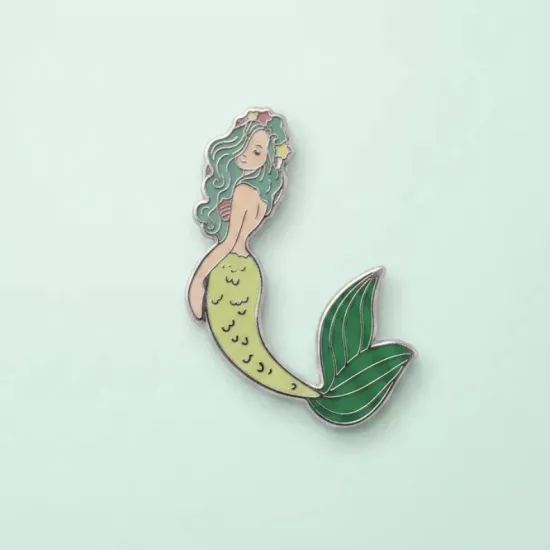 Deniz Kızı Figürü Pin