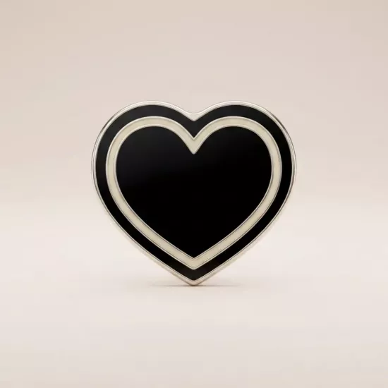 Siyah Kalp Pin