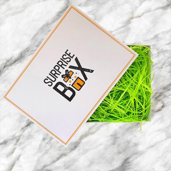 SurpriseBox Beyaz Kutu - Neon Yeşil Zigzag Kağıt