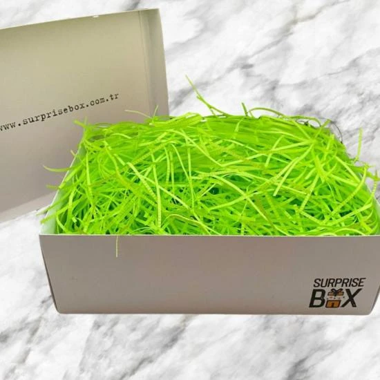 SurpriseBox Beyaz Kutu - Neon Yeşil Zigzag Kağıt