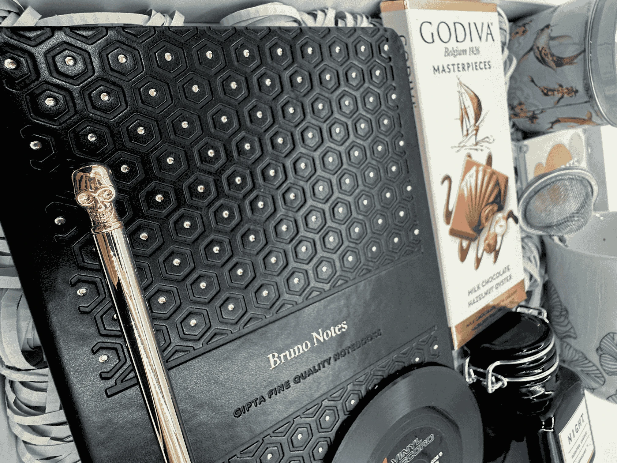 Black & Gold Prestij Ofis ve Tebrik Hediye Kutusu