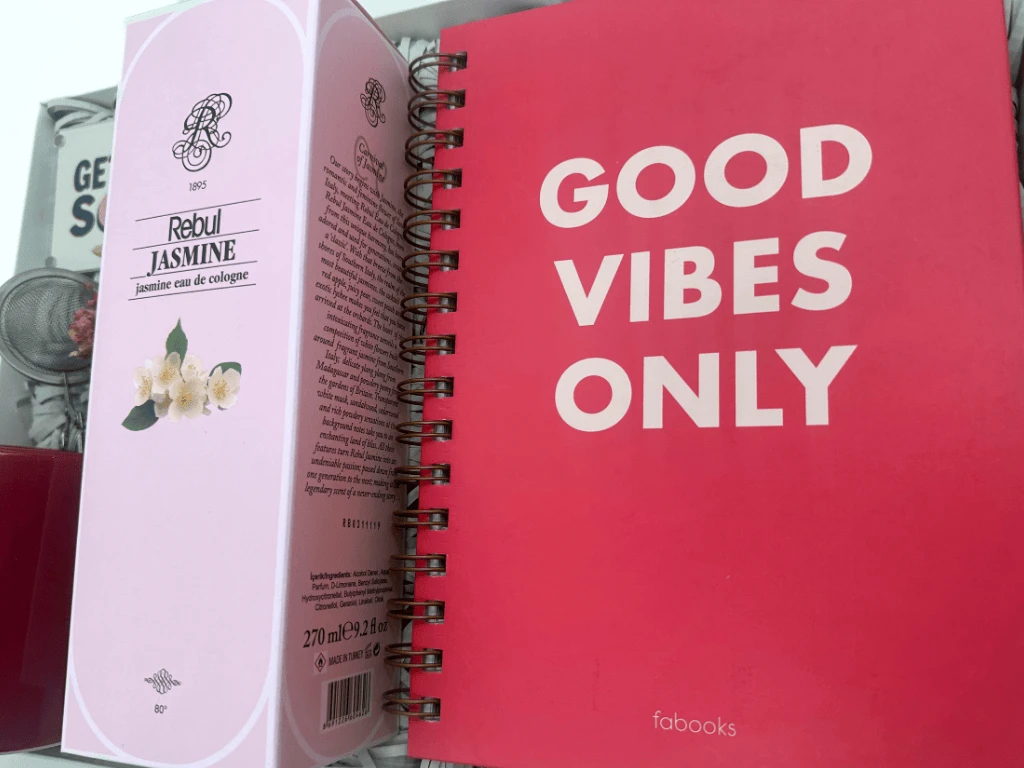 Good Vibes Only Konsept Hediye Kutusu