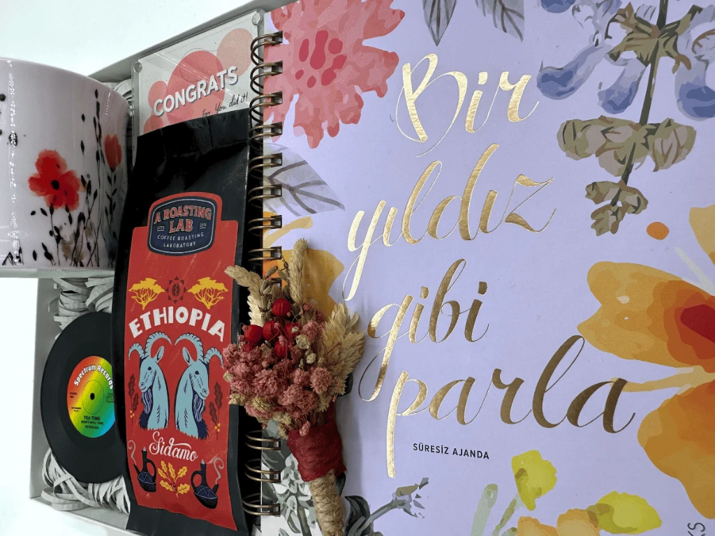 Bir Yıldız Gibi Parla Konsept Hediye Kutusu