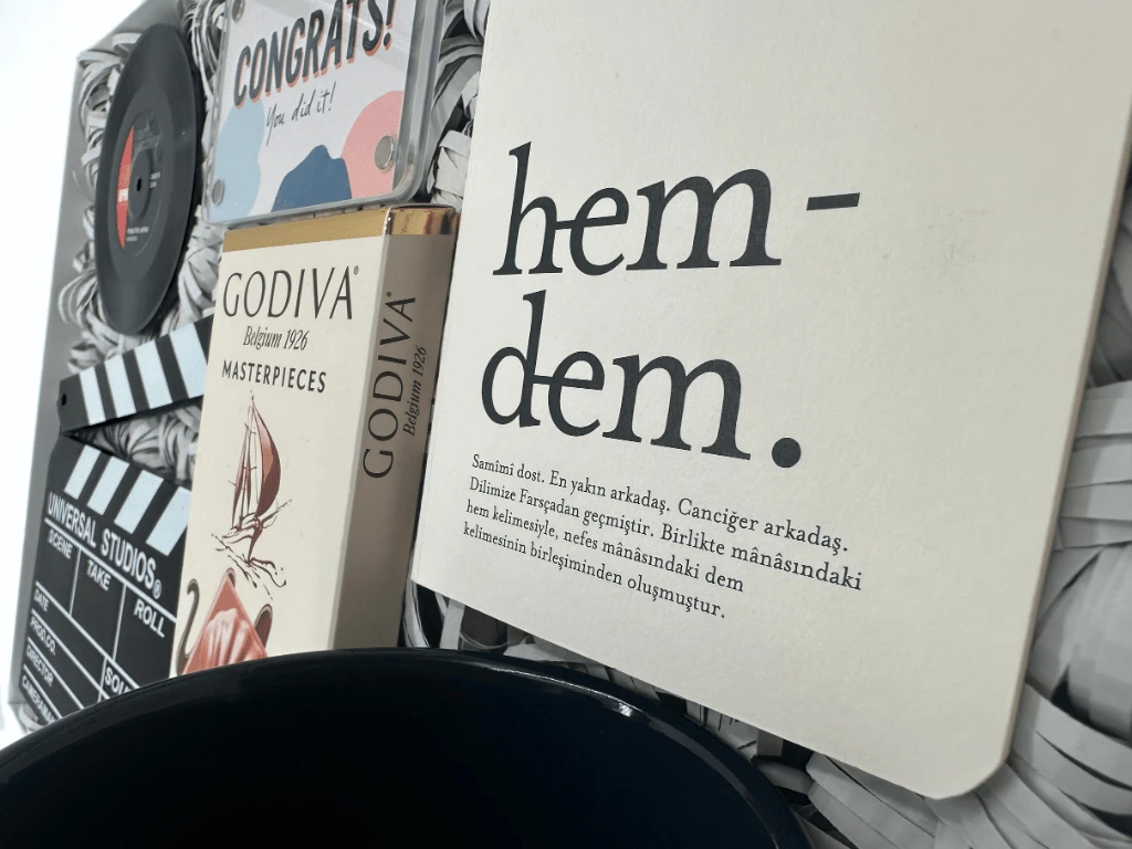Sahne Senin Konsept Hediye Kutusu