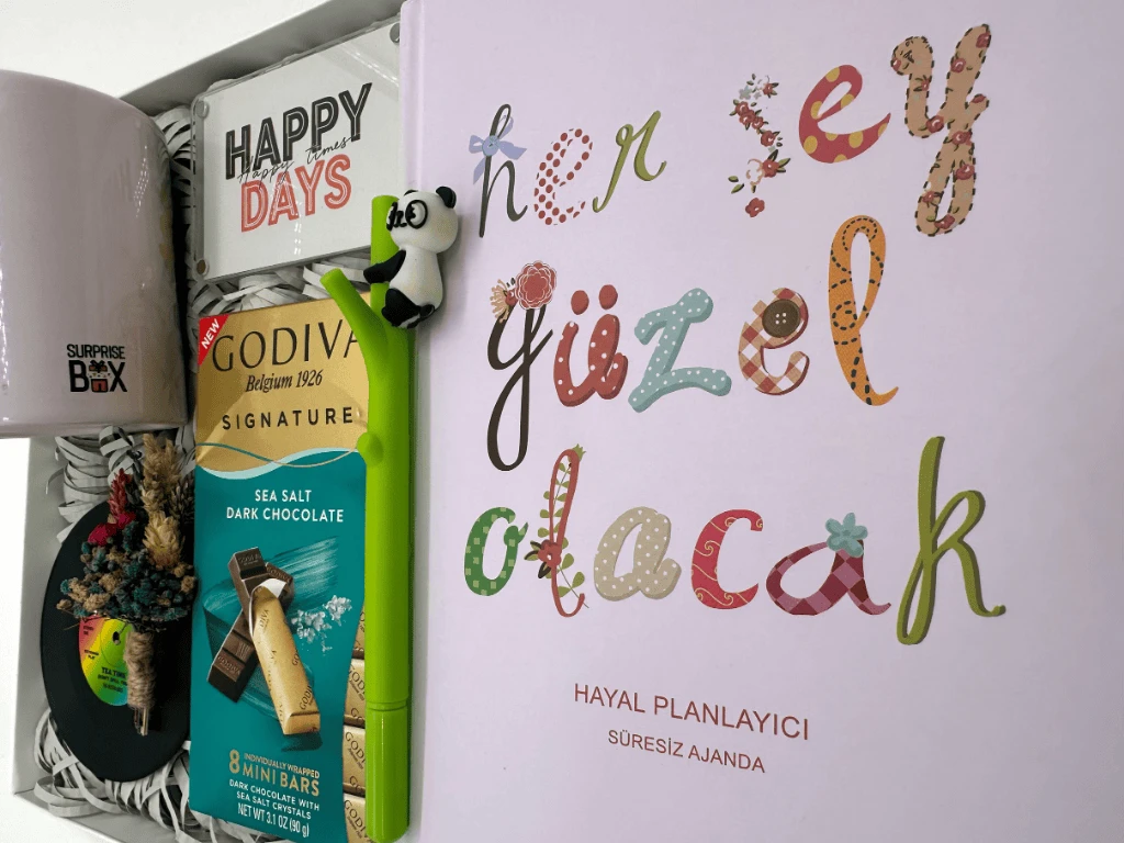 Her Şey Güzel Olacak Konsept Hediye Kutusu